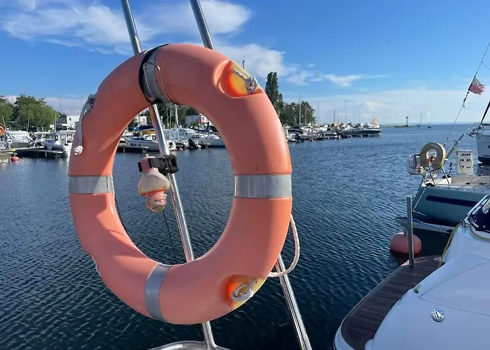 Botel Jacht W Marinie Jastarnia