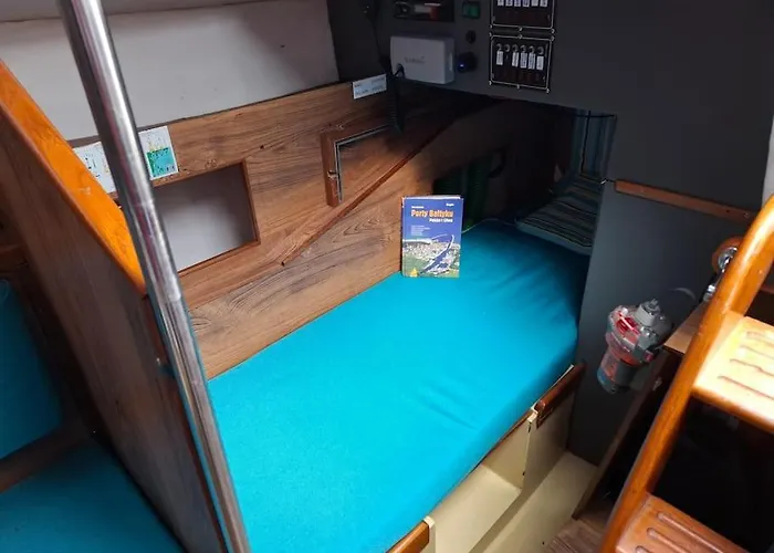 Jacht W Marinie Jastarnia